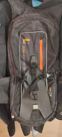 Plecak KTM z ochraniaczem pleców