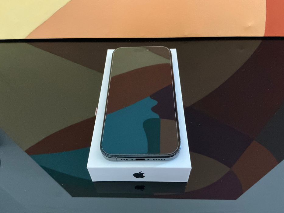 Apple iPhone 16 Pro 256 GB Titânio Preto