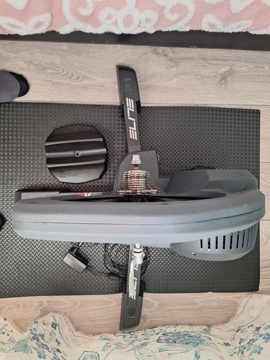 Rolo de treino Elite Direto XR