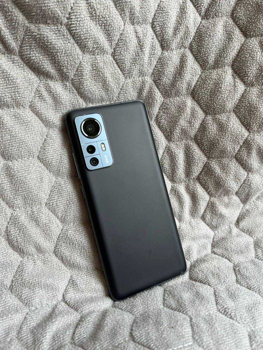 Смартфон Xiaomi X12 8/128