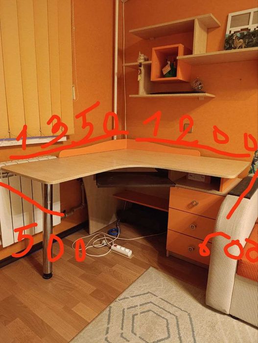 Стол угловой письменный  1350\1200