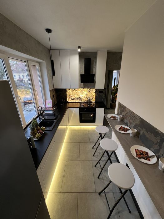 Pokój pojedynczy duży. Wysoki standard. Śródmieście. Cena z opłatami.