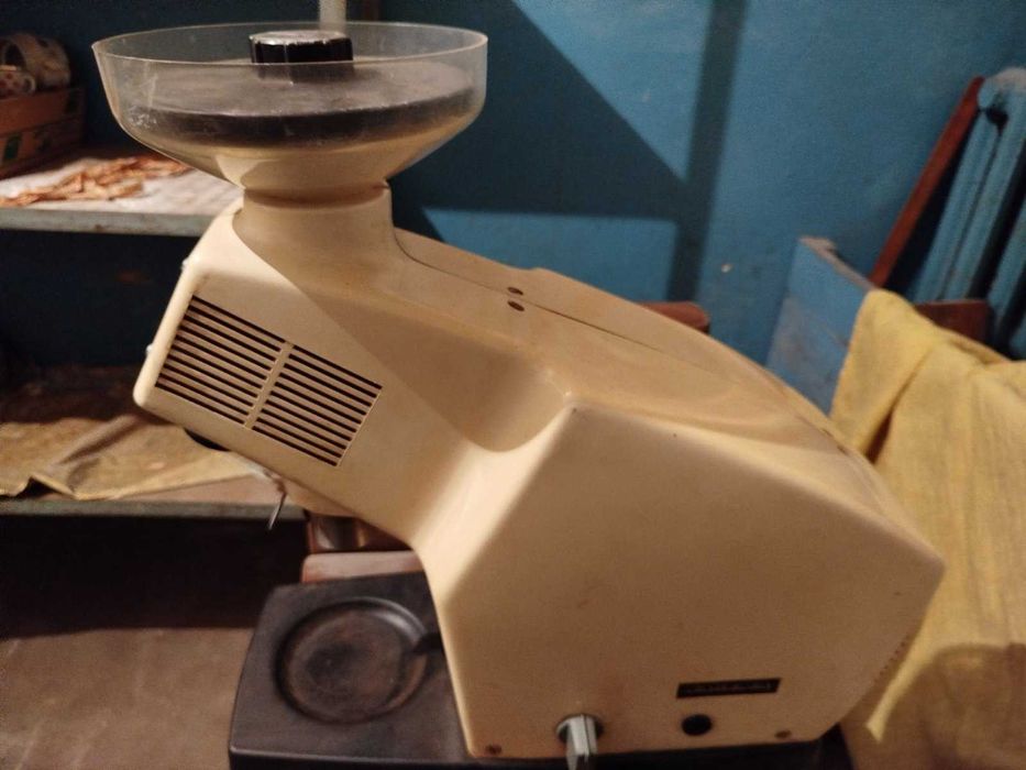 Професійна кавомолка NAGEMA