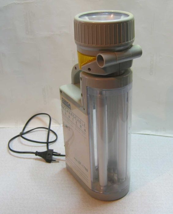 Приемник с фонарем  Sunga.