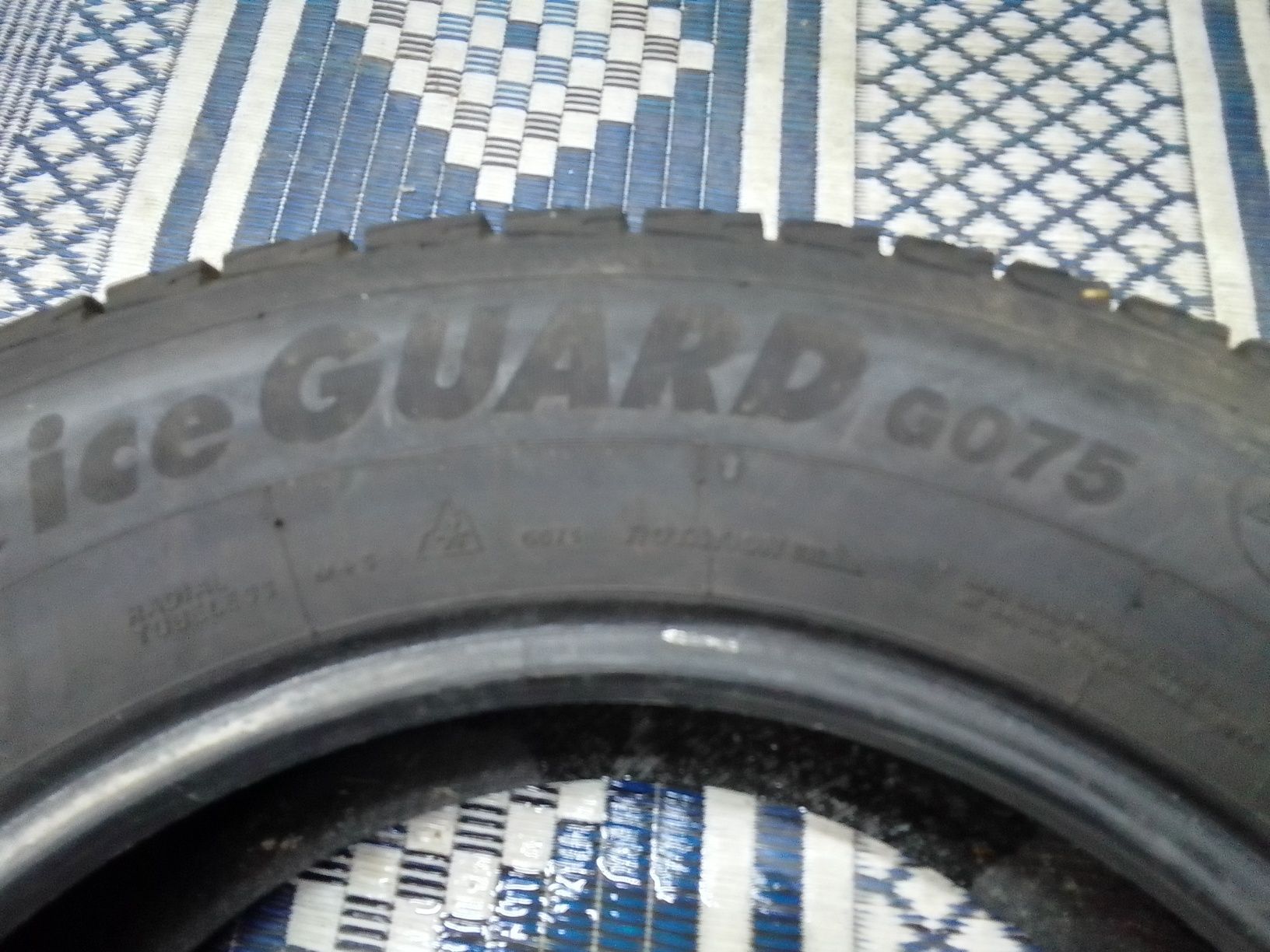 2 Opony zimowe 235/65r17 YOKOHAMA 2020r