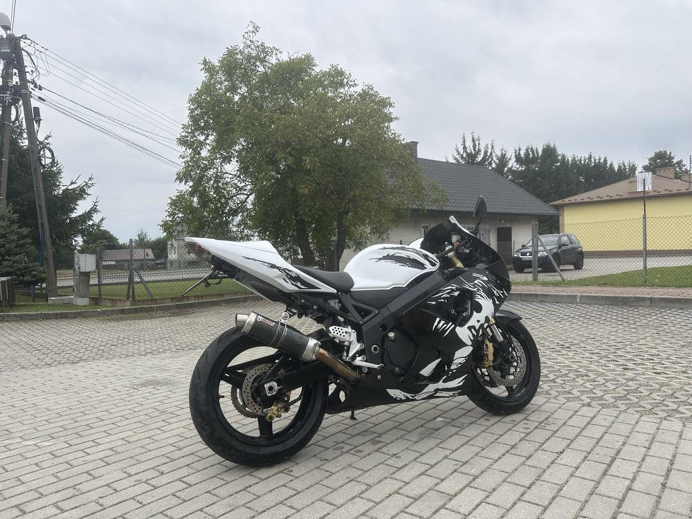 Suzuki GSX-R 600 K4