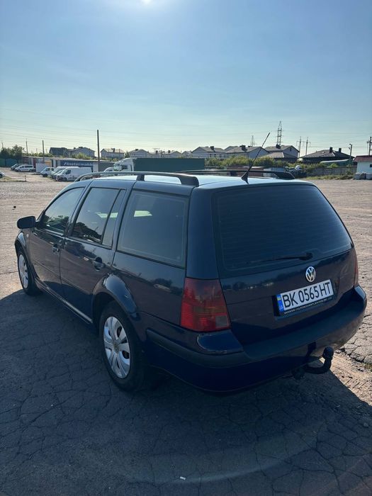 Volkswagen Golf lV
1999 рік
1.9 sdi Дизель
Коробка механіка 5 ст
Авто