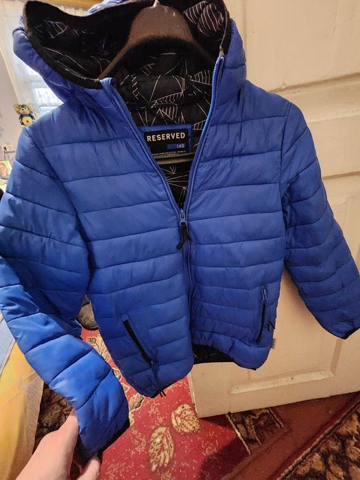 Продам куртку дитячу