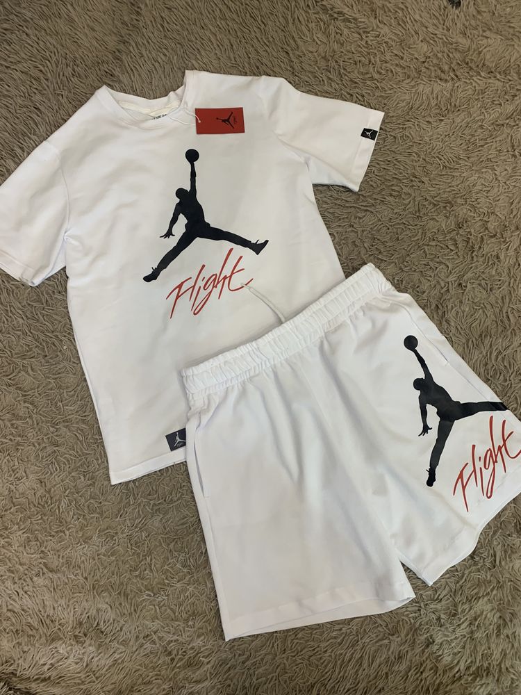 Футболка Костюм Сумка Jordan Puma  Жилеты Безрукавки Пума