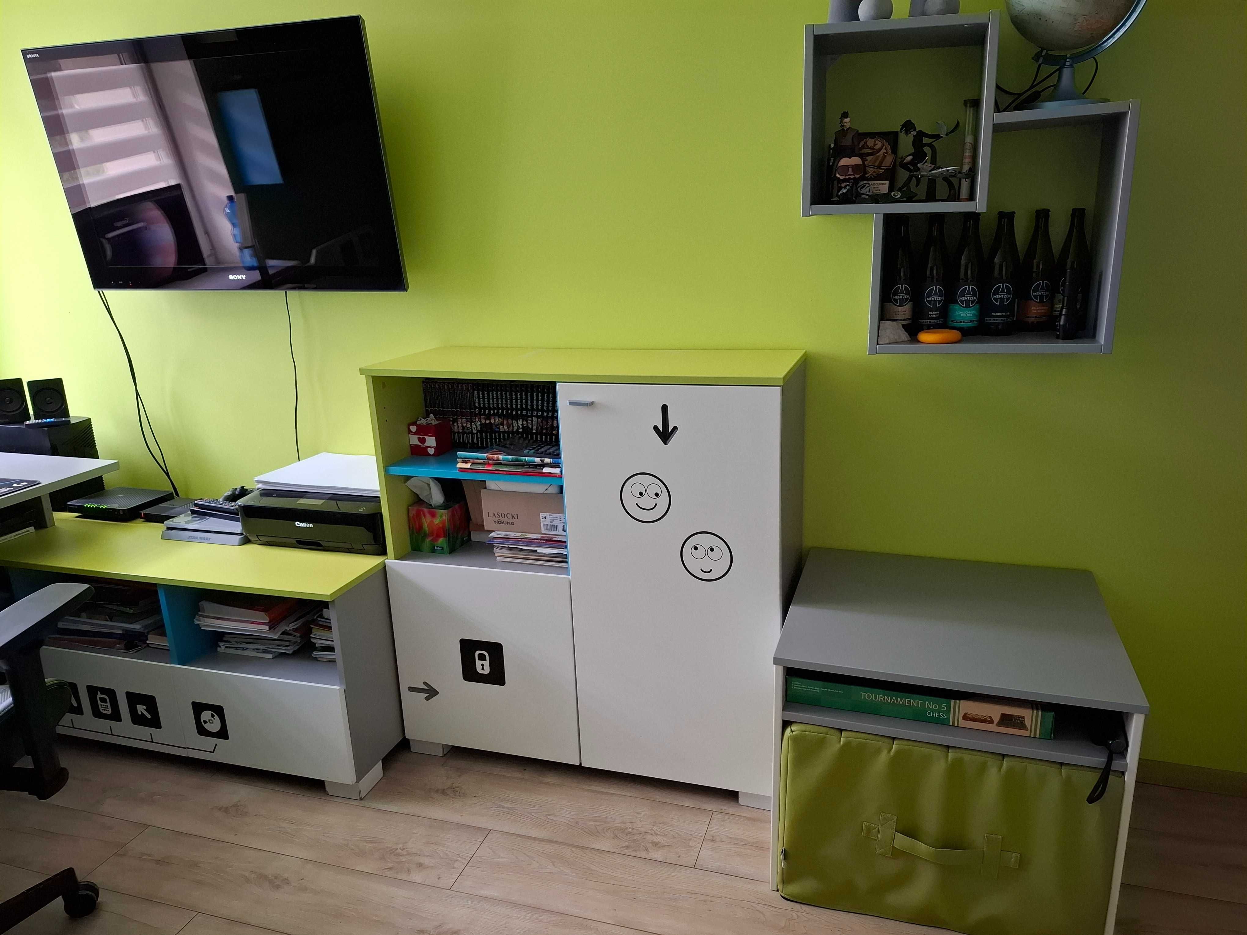Komplet mebli młodzieżowych firmy Meblik z kolekcji LOL