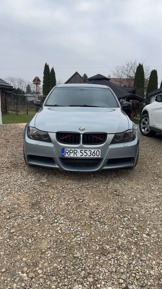BMW E90 318i 2006r