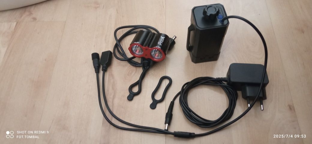Lampka przednia rowerowa Dual Power II 2xdioda CREE 1600 lum+powerbank