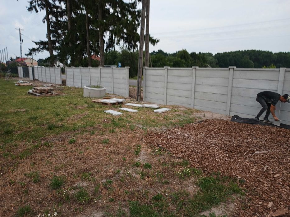 Montaz ogrodzen, ogrodzenia. Automaty