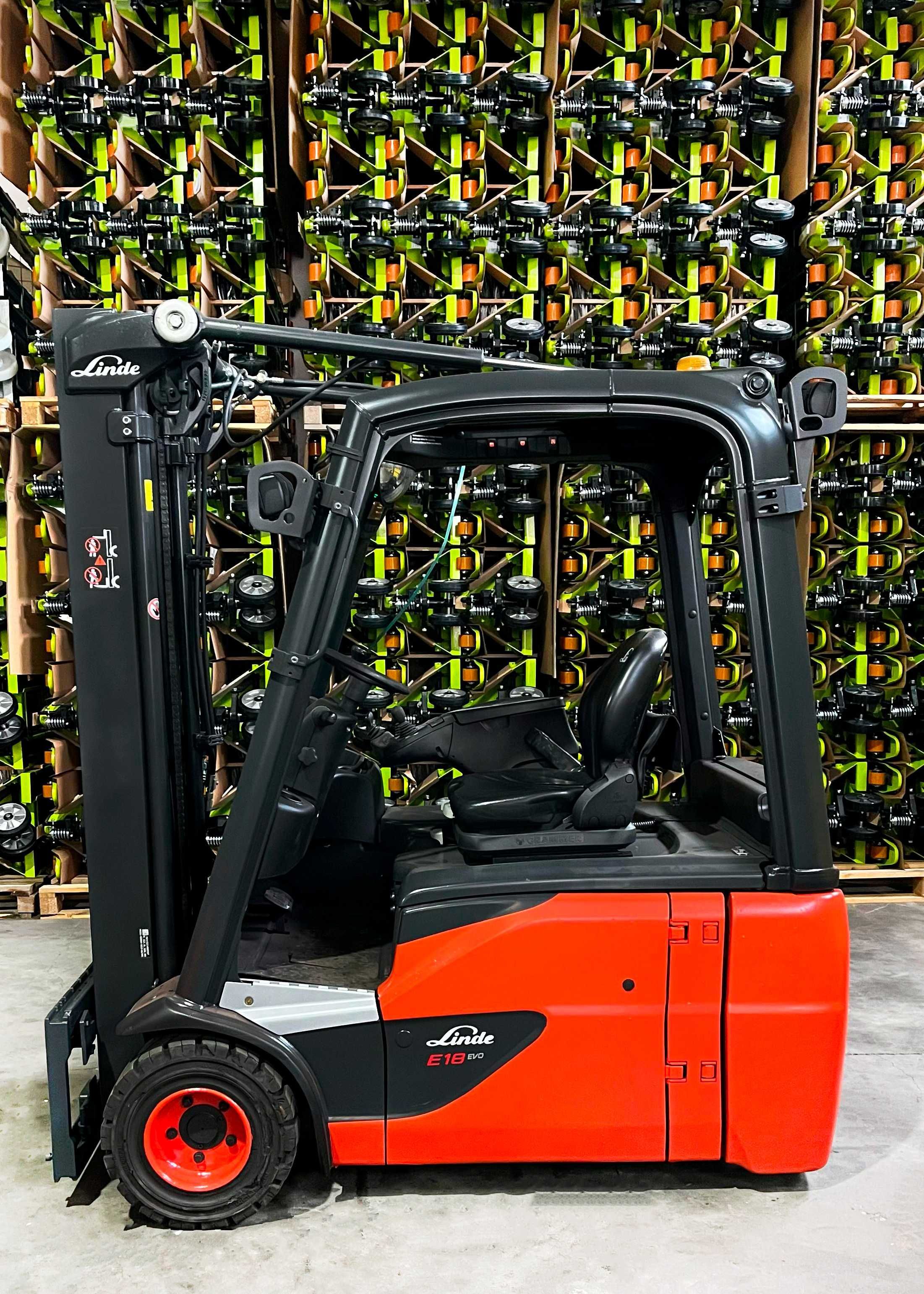 Empilhador elétrico Linde E18 (2019) - 1800 KG