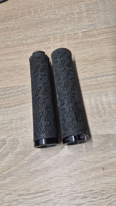 Gripy chwyty rączki Dartmoor Icon rowerowe MTB dirt czarne