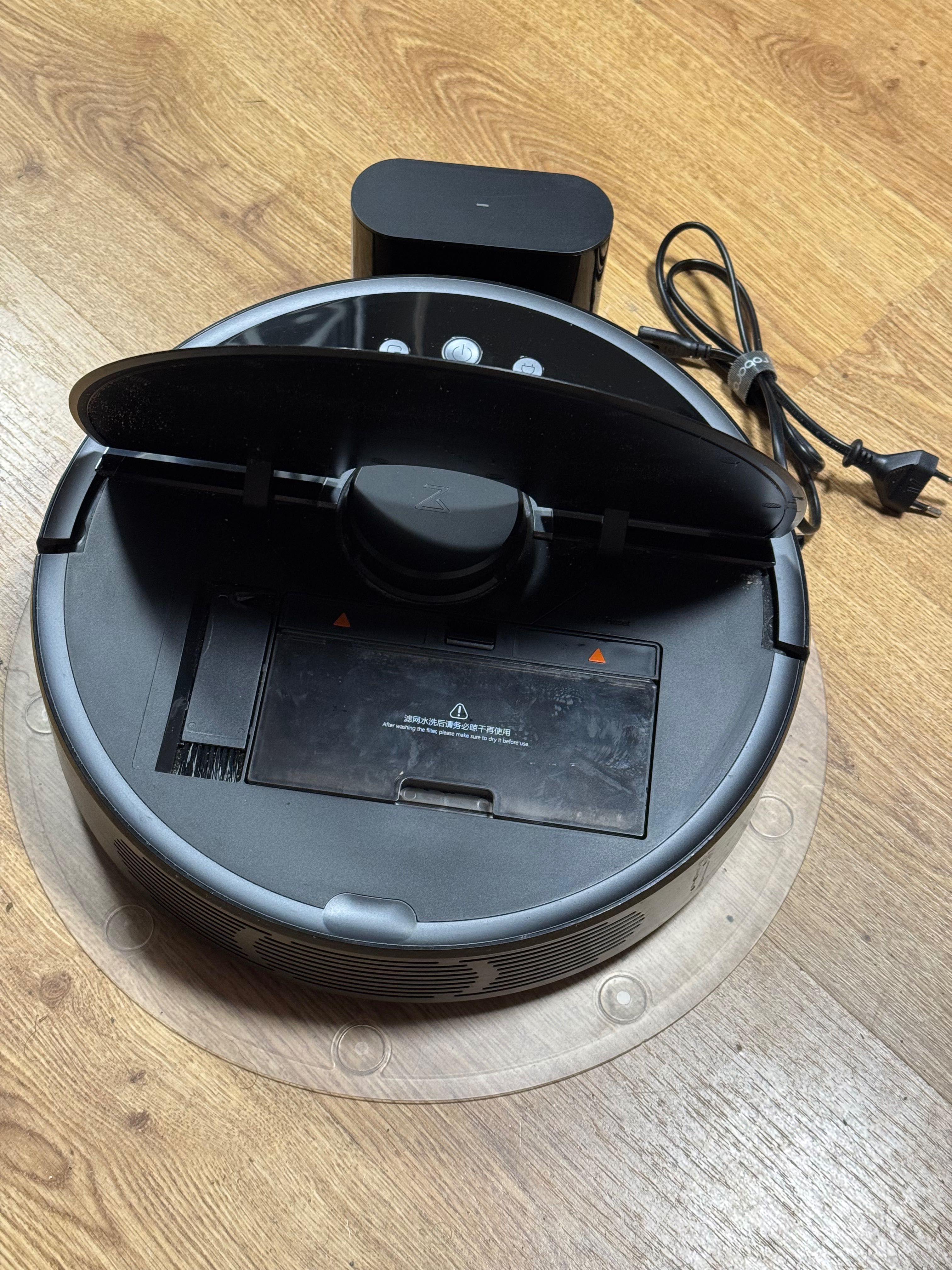 Робот-пилосос Xiaomi RoboRock Vacuum Cleaner 2 Black S55 (S552-00)