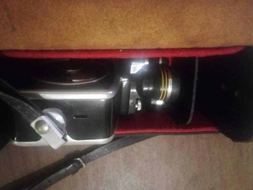 Ретро кінокамера Екран-3