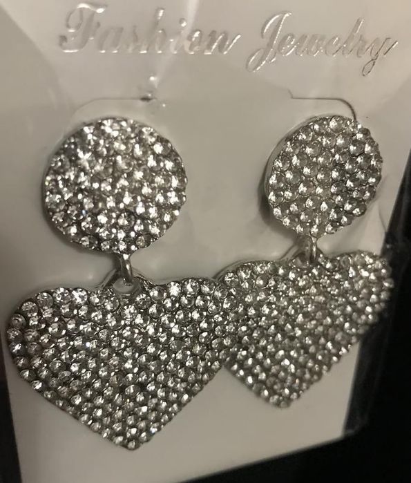 Серьги, серёжки гвоздики сердечки,сердца блестящие с камнями
