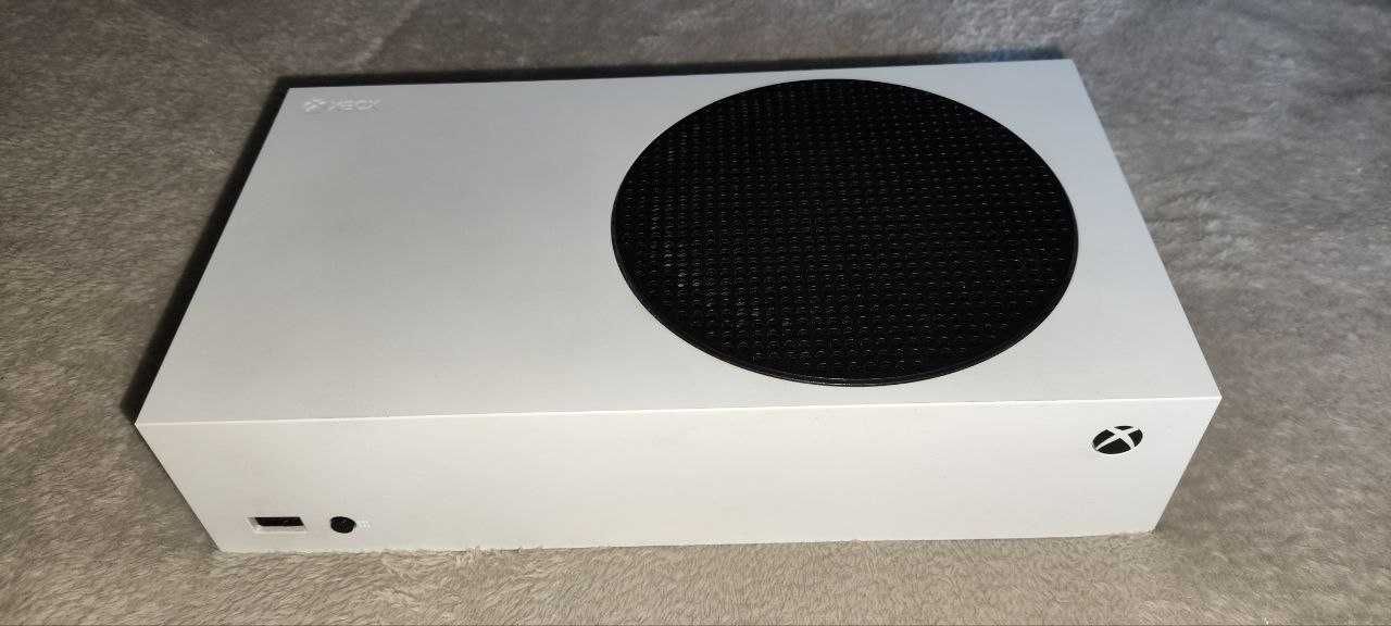 Xbox series s 500 ГБ + акаунт з іграми