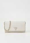 Guess Torebka Damska Torba Biała Noelle Xbody Flap T557