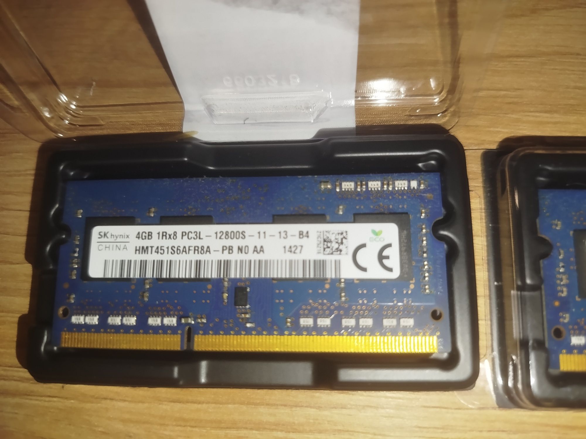 Оперативна пам'ять SK hynix 2*4 GB SO-DIMM DDR3L 1600 MHz