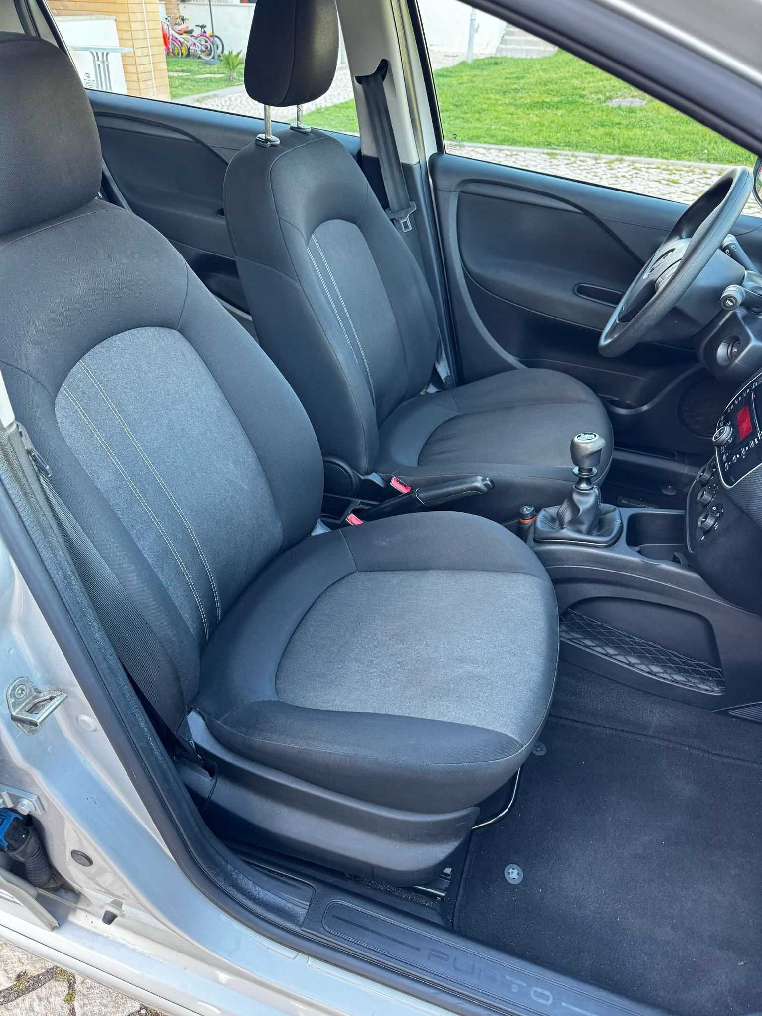 Oportunidade! Fiat Punto young Sport 2014 - Apenas 91.000 km!