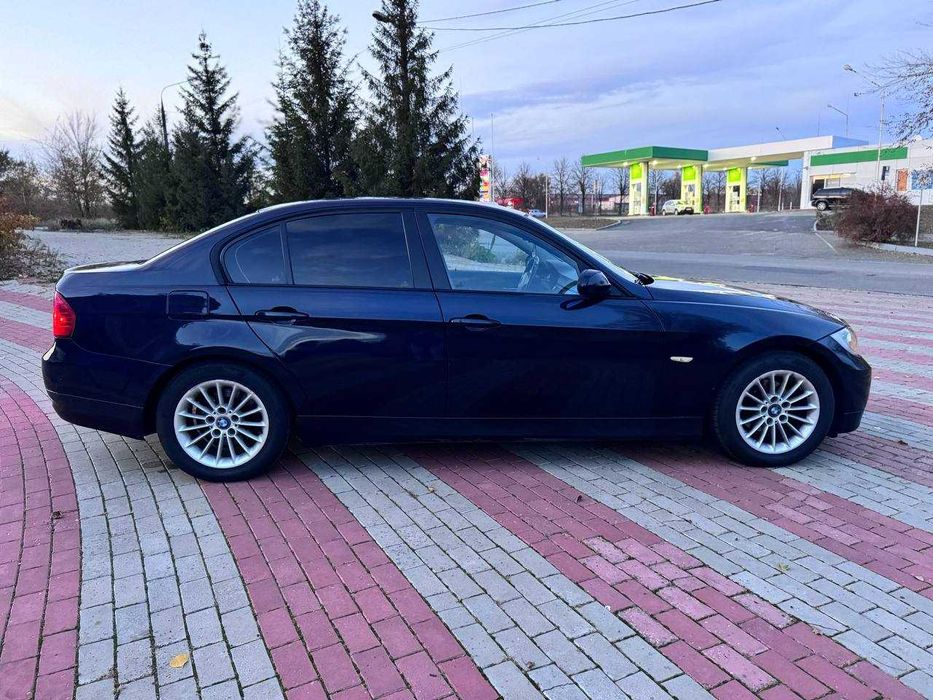 BMW 320 E90 2005 2.0 Мкпп-6