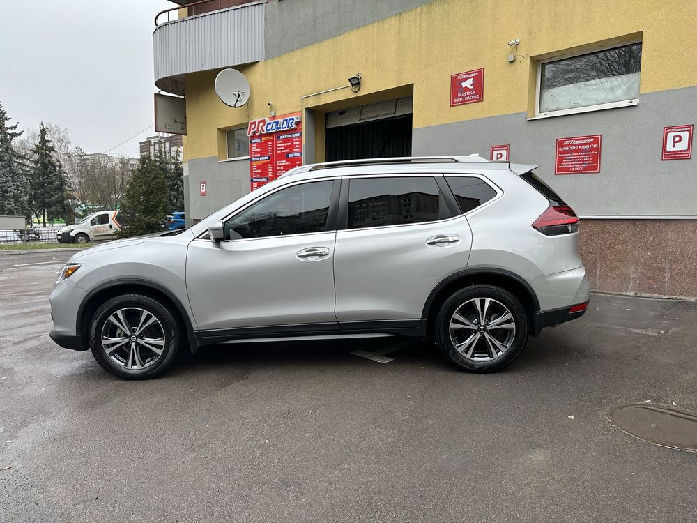 Продам Nissan Rogue 2019