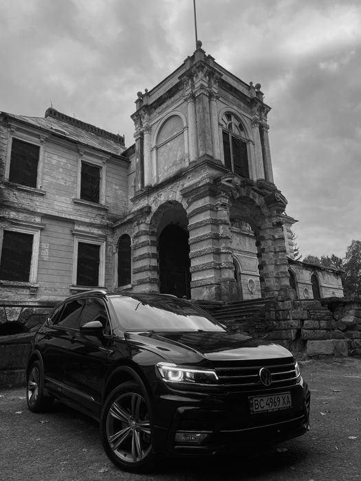 Volkswagen Tiguan 2018 SEL R-Line 2.0 TFSI 4 motion