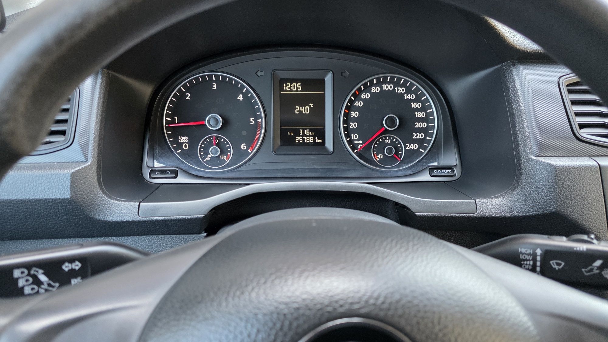 VW Caddy 2.0TDi 2016 NACIONAL