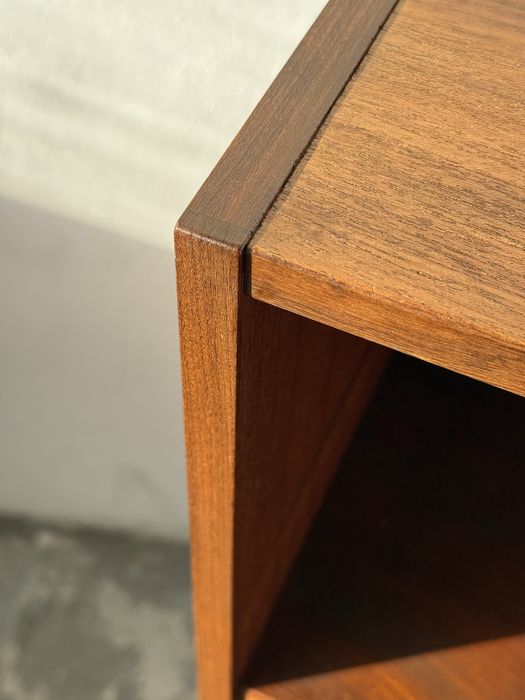 Regał tekowy Dania teak vintage modern drewniany