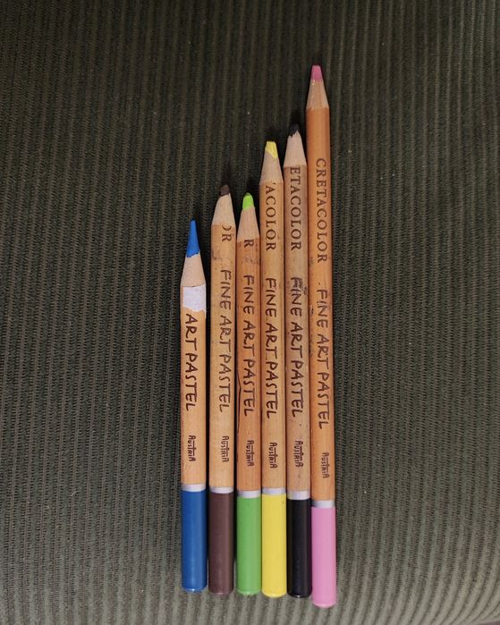 Пастель для малювання ( олівці для малювання)