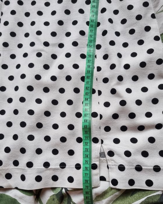 Biała sukienka w czarne groszki, kropki Laurella Matilde Dots XS/S