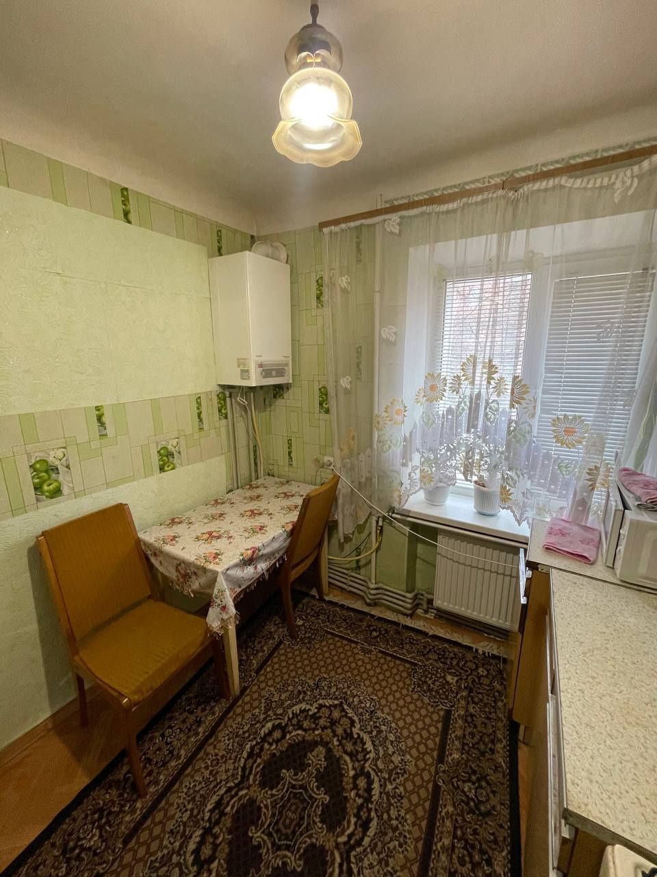 Продається 2х квартира, Дендропарк, 2/5 поверх,  АГВ..