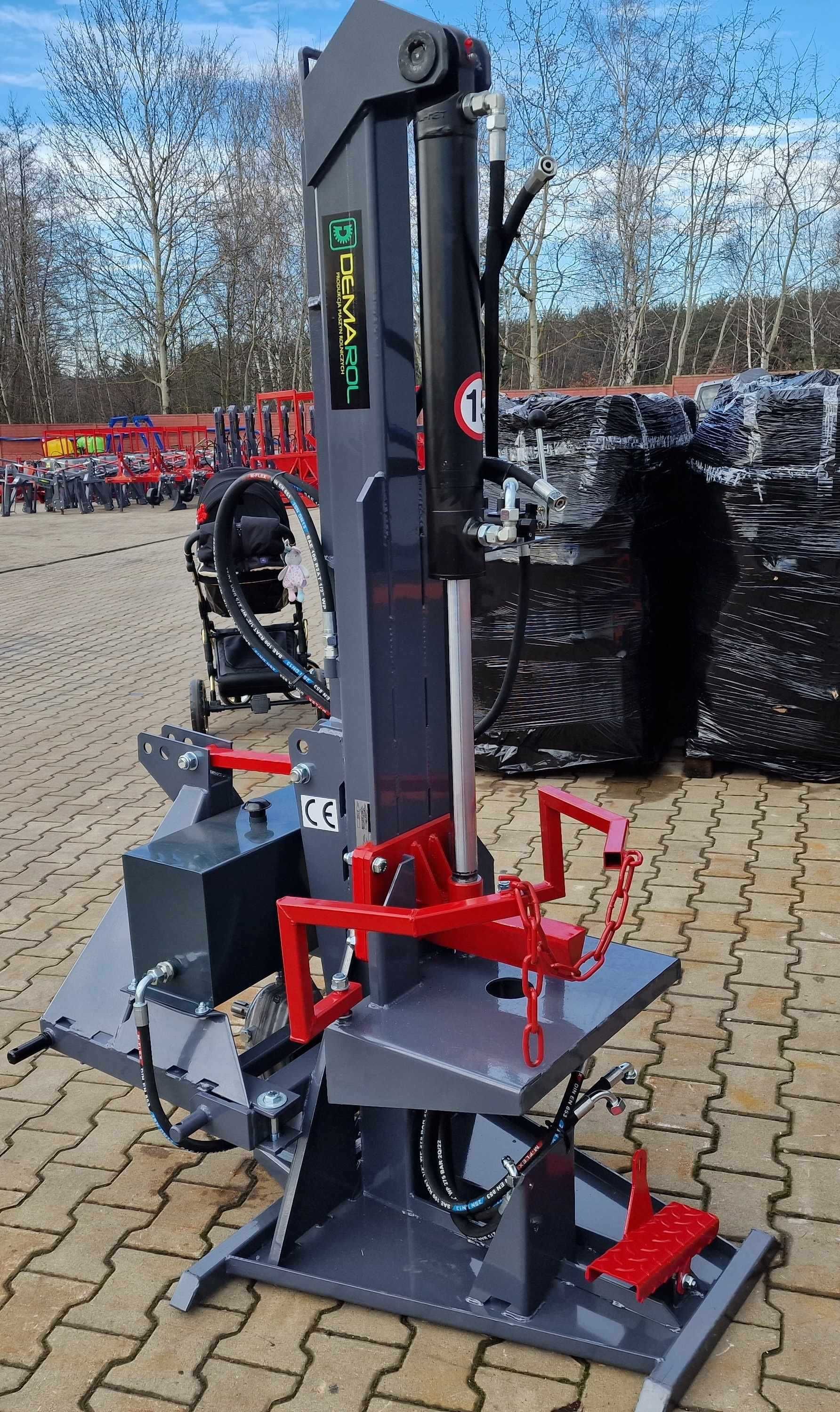 Łuparka do drewna hydrauliczna 20t JANOSIK