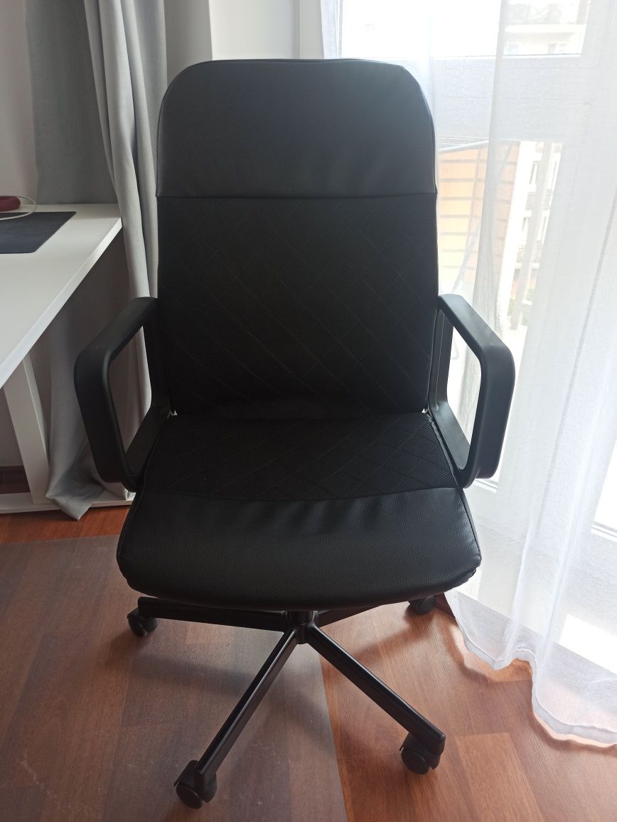 krzesło biurowe IKEA RENBERGET