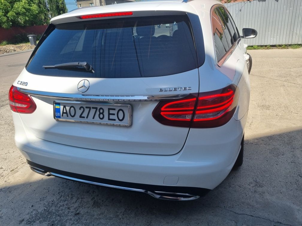 Mercedes-Benz C220D 2015