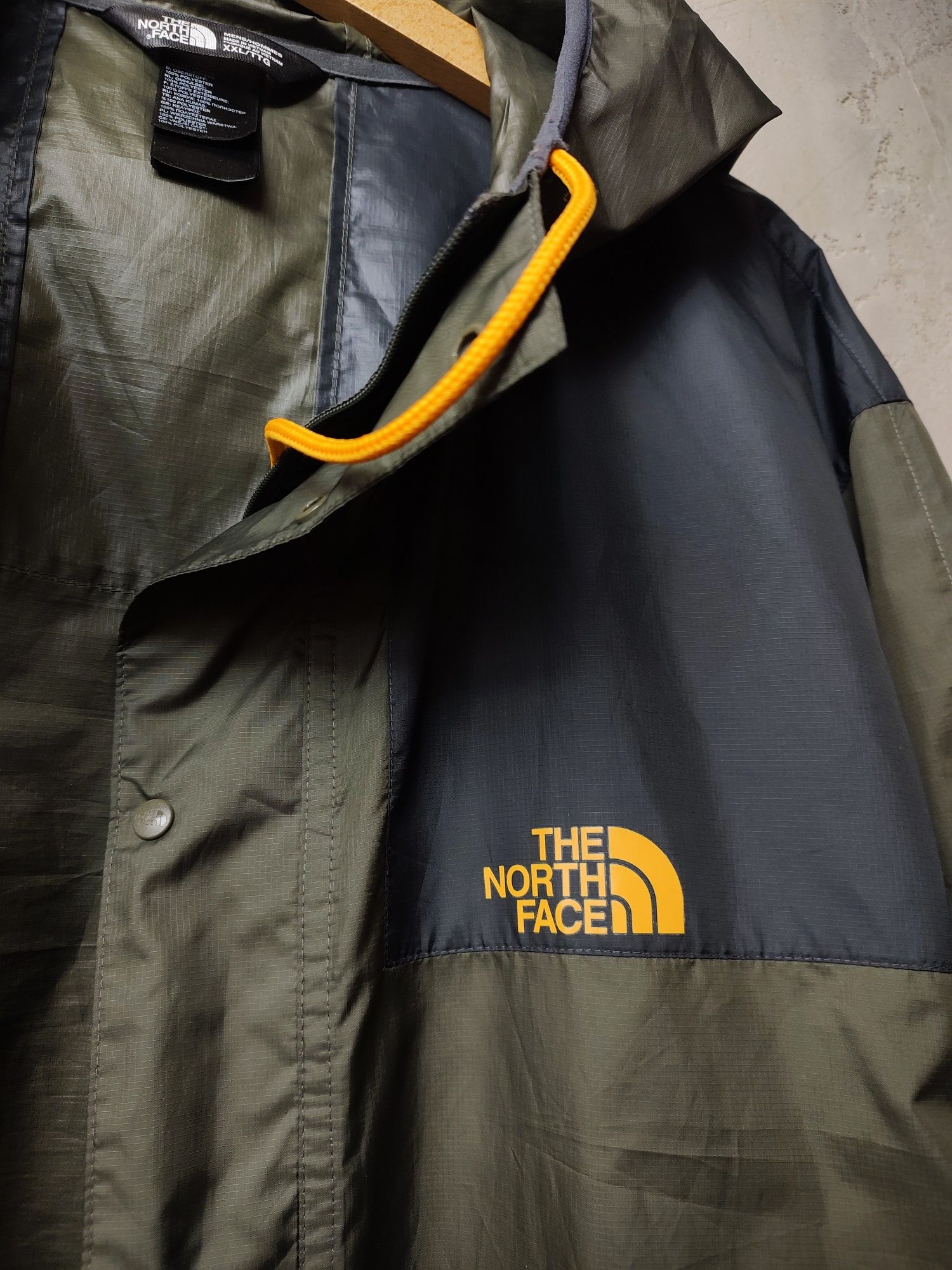 The North Face__kurtka męska (XXL) wiatrówka / lato / TNF