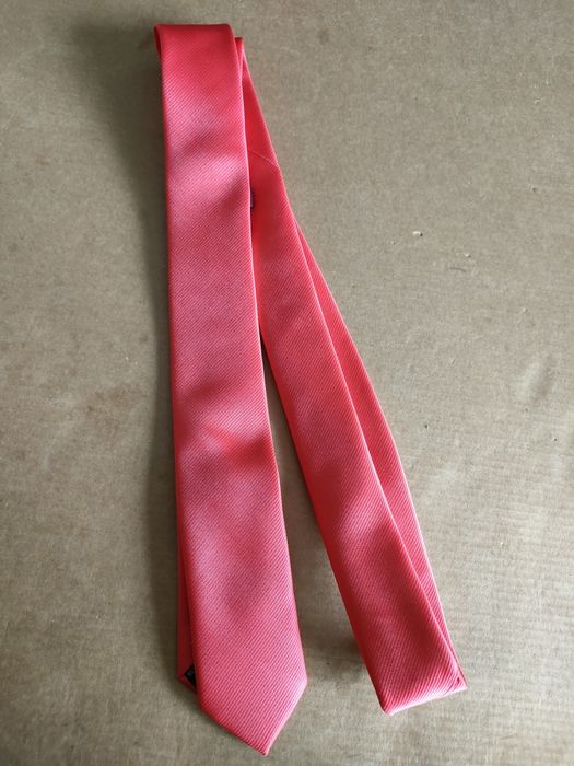 Krawat wąski czerwony