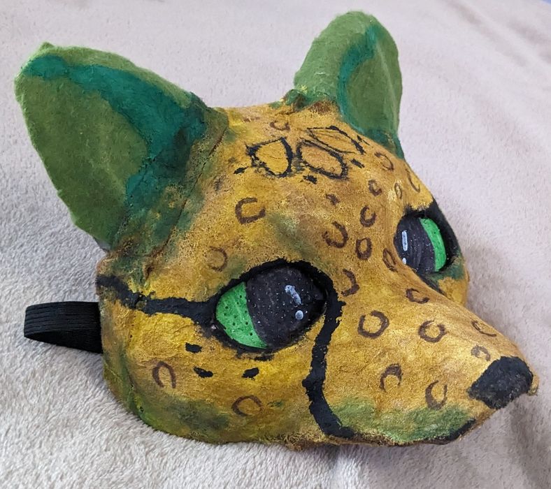 Маски для маскараду, дитячих вистав, квадробіки