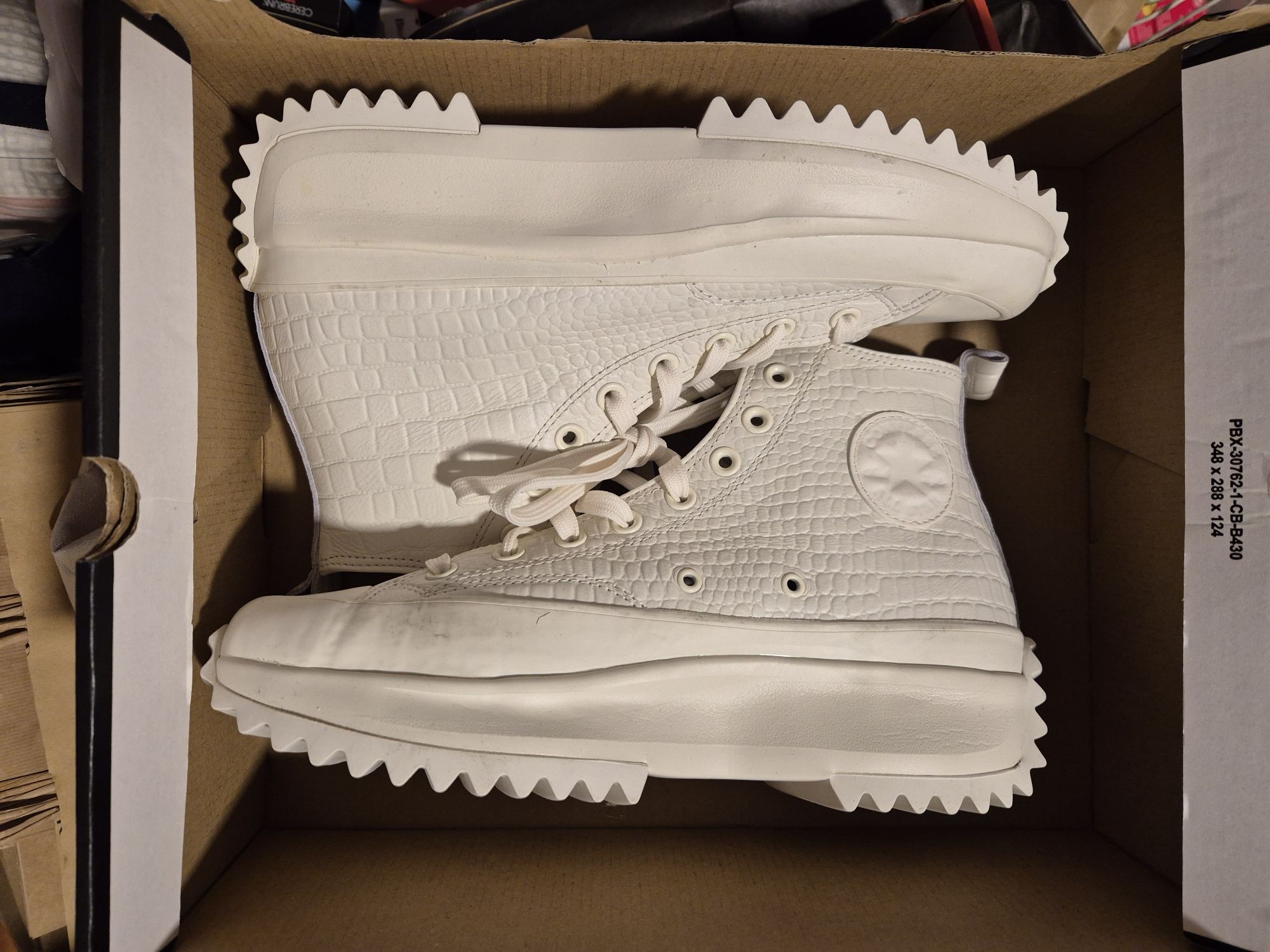 Ténis Converse originais e novos a estrear