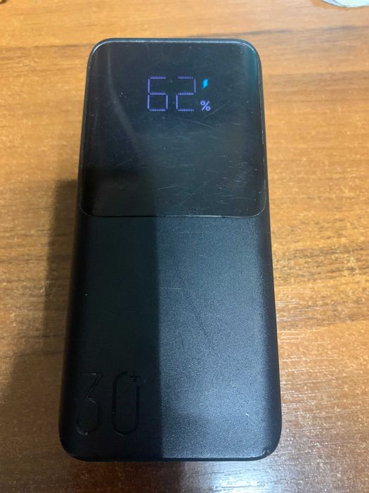 Продам повербанк б/у