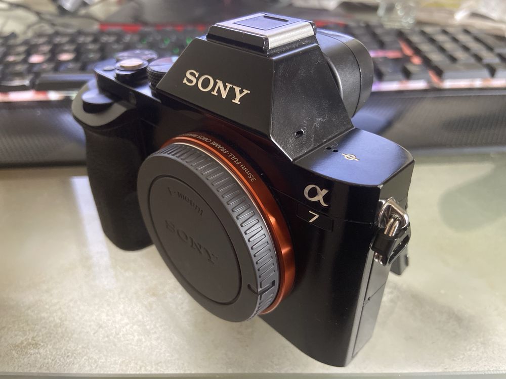 [Venda/Troca] Sony A7 + 35-70mm f/3.5 + 70-210mm