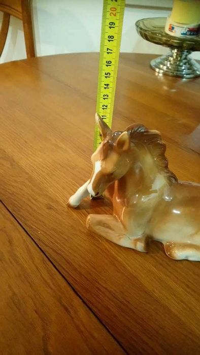 Figura koń- sygnowana, stan idealny,  szybka wysyłka