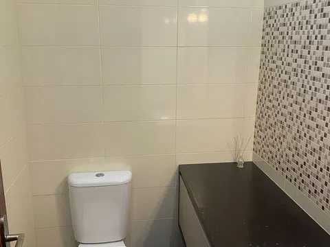 Quarto para Arrendar – Ótima Localização e Conforto!