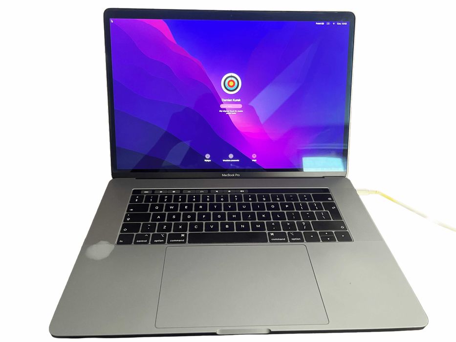 MacBook Pro 15" (2019)