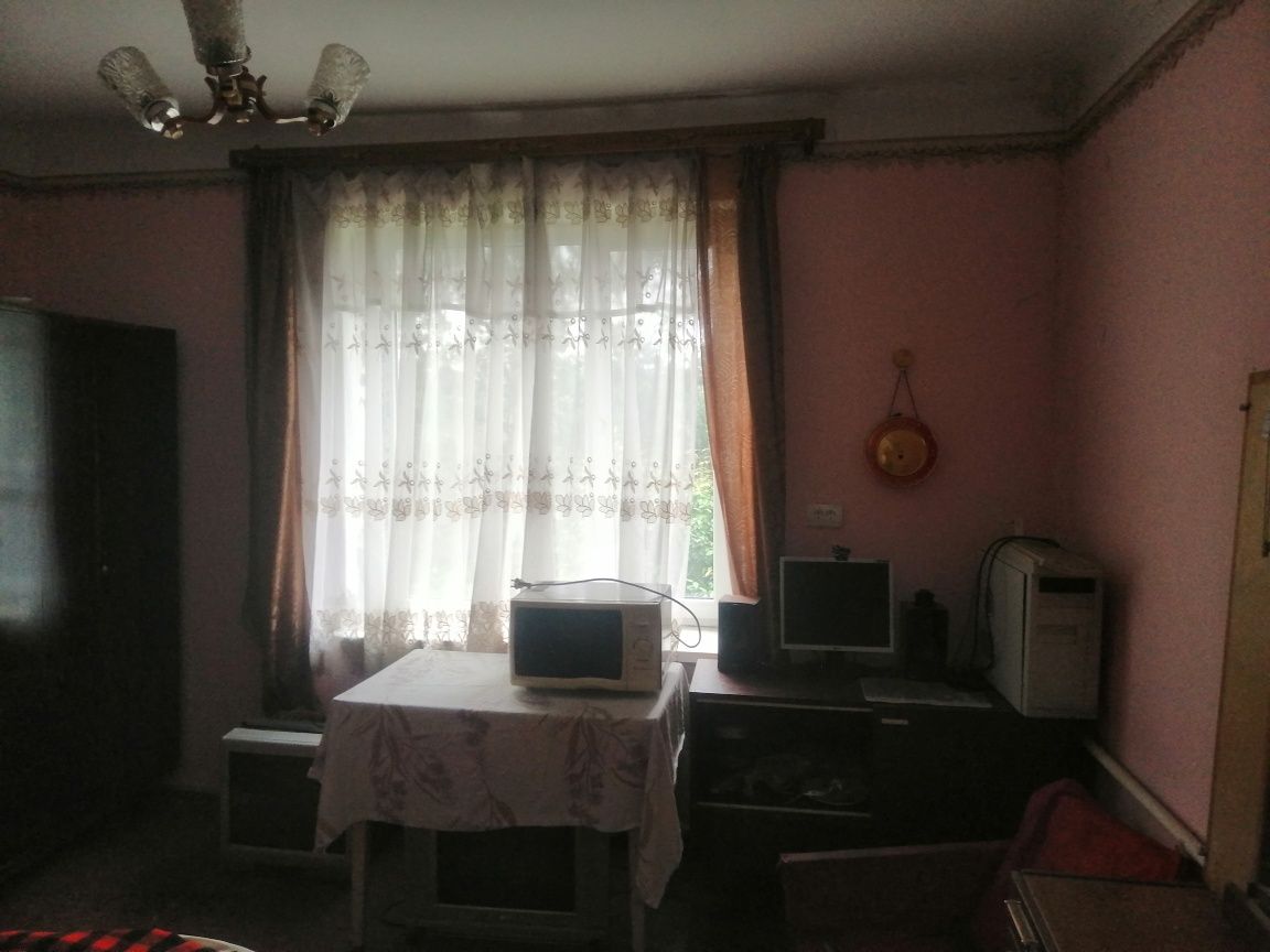 Продам будинок у м. Кременець