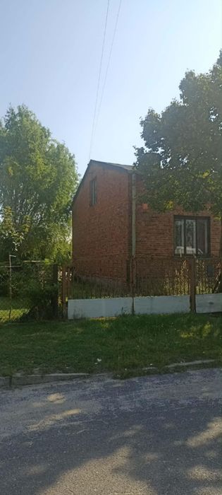 Sprzedam dom wolnostojący na działce 10 arów Moszczenica