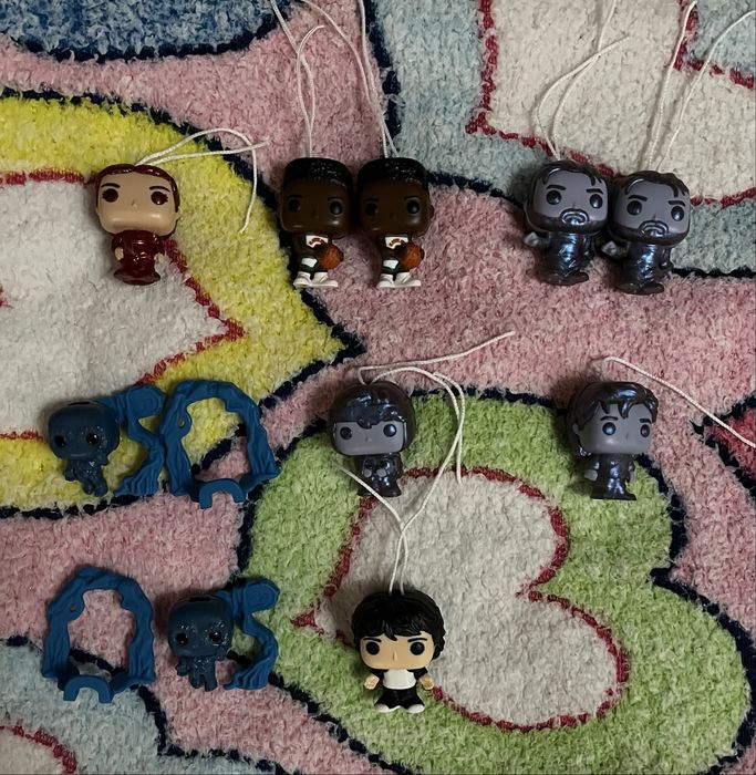 Обмін іграшки Кіндер Джой «Дивні дива»