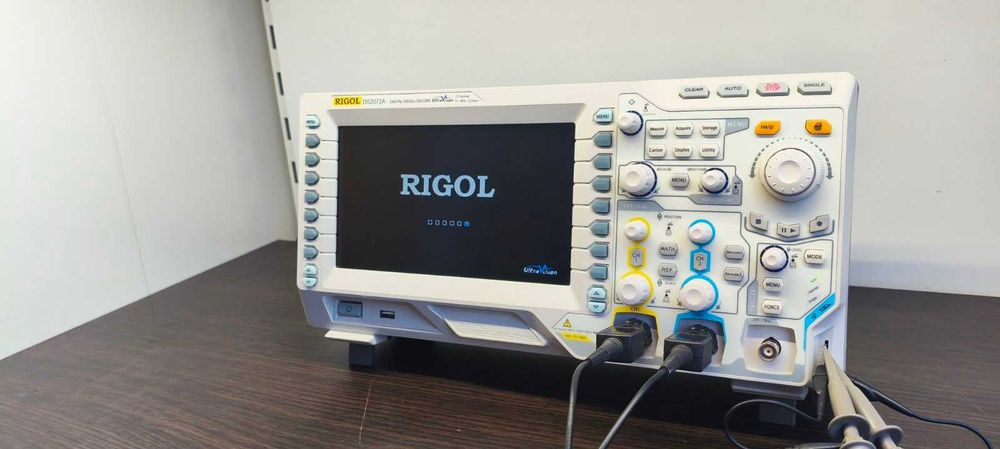 Мощный Осциллограф 300 МГц,2 Гвыб/с RIGOL DS2302A, 50000памяти 8дюймов